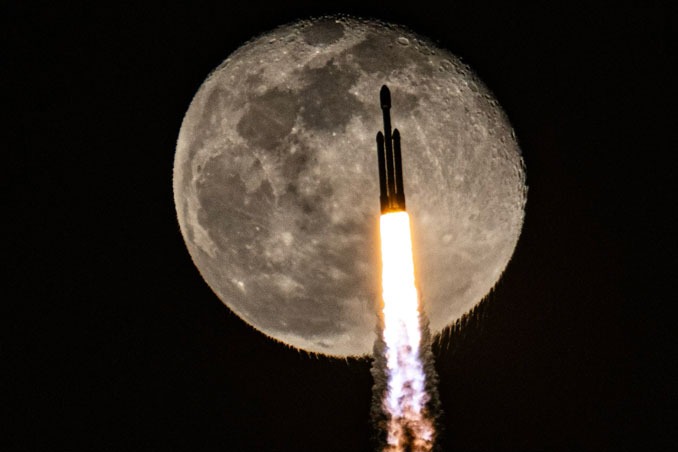 SpaceX получила контракт на запуск четырёх ракет Falcon Heavy для миссий национальной безопасности США